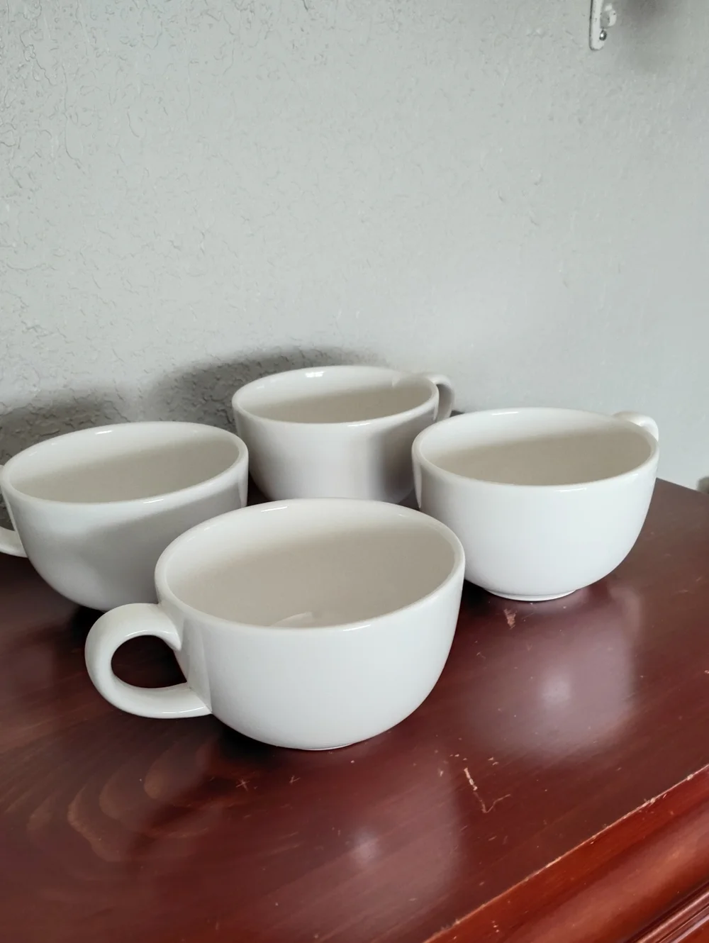 Pottery Barn Sauselito Mugs Set Of 4 Cream Color